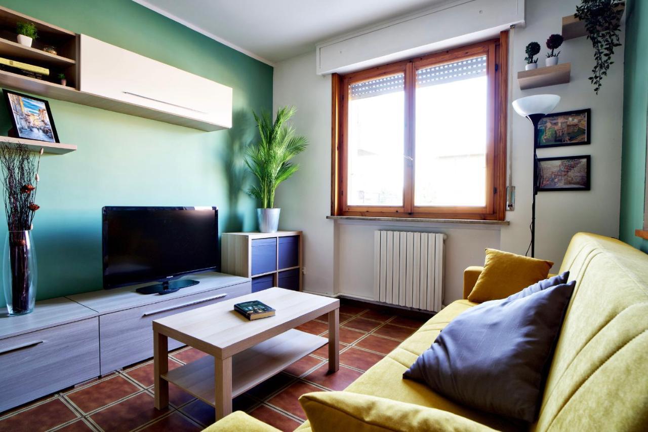 Casa Zoe Apartment Free Parking,Self Check In & Free Wi Fi Parma Ngoại thất bức ảnh