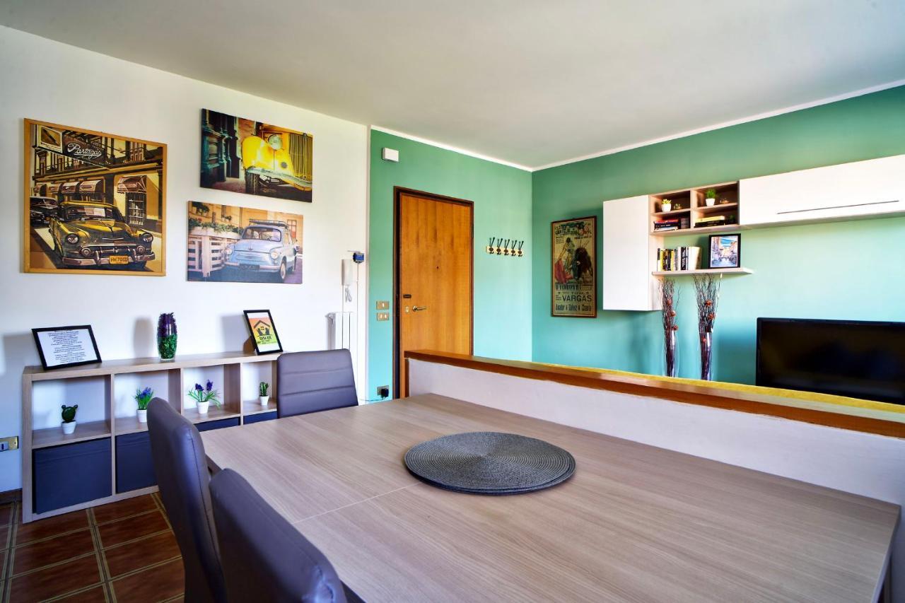 Casa Zoe Apartment Free Parking,Self Check In & Free Wi Fi Parma Ngoại thất bức ảnh